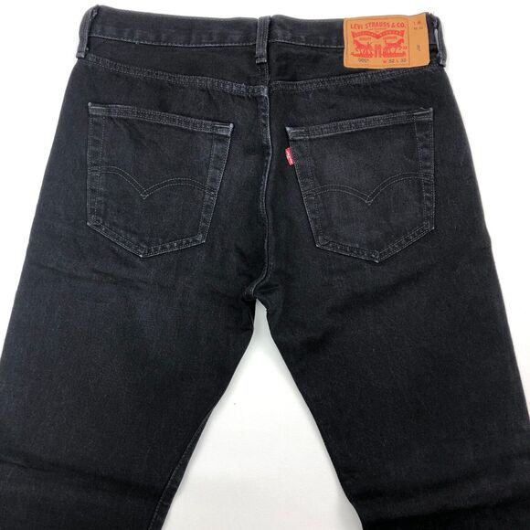Levis 501 Black Denim Jeans Pants Bottoms size 32x32 Irregular B29 - Picture 7 of 8